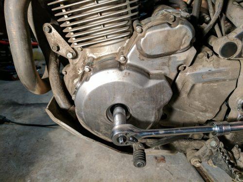 adjusting motorcycle valves