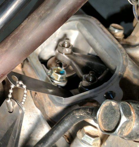 adjusting motorcycle valves