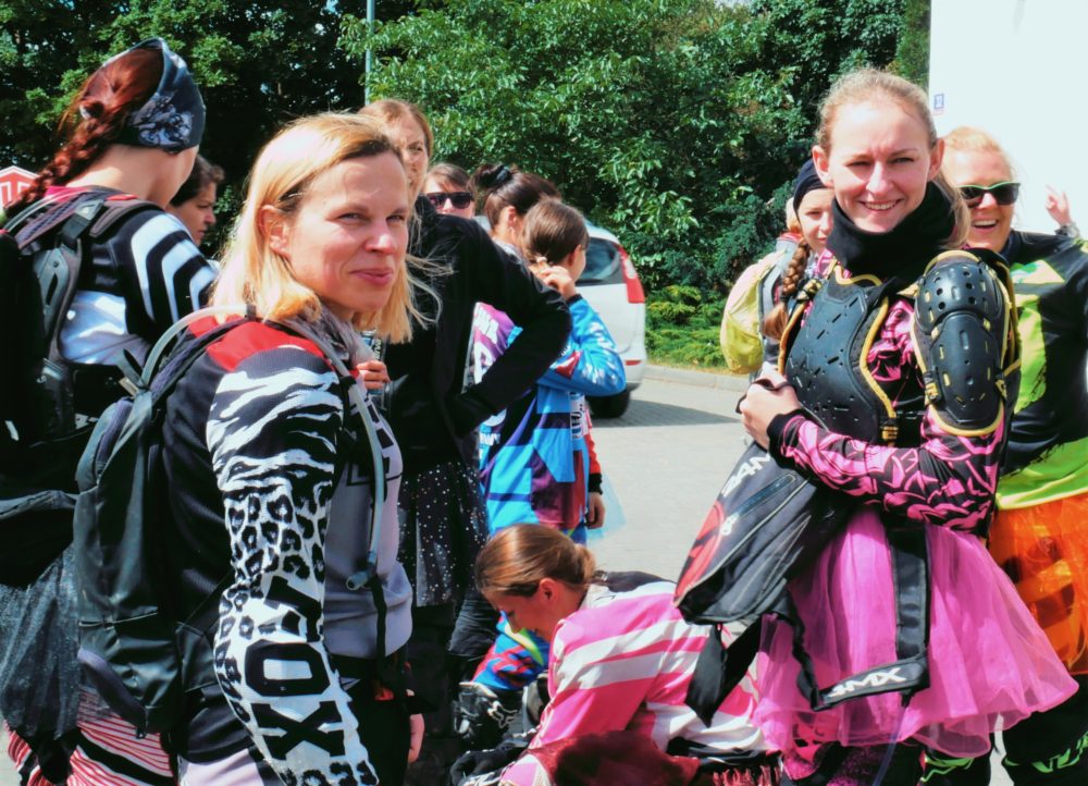 Women's Off-Road Camput: She-Devils in the Dirt